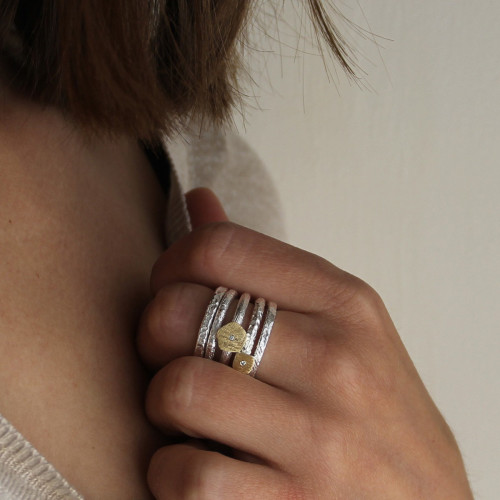 2000 - SILVER RING. R2000-6