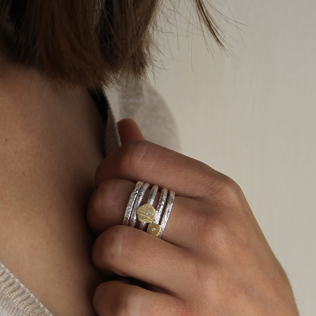 2000 - SILVER RING. R2000-6