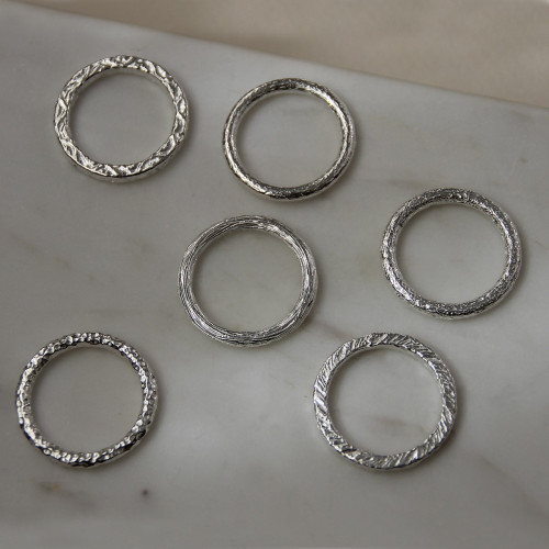 2000 - SILVER RING. R2000-6