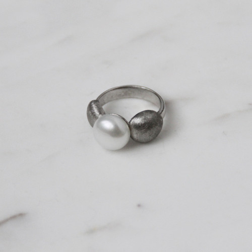 2134 - ANILLO PLATA CON PERLA. R2134