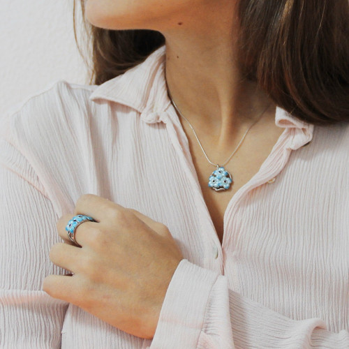 ANELL FLOR DE PLATA I ESMALTS