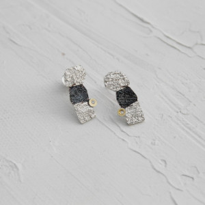 Pendientes Strata
