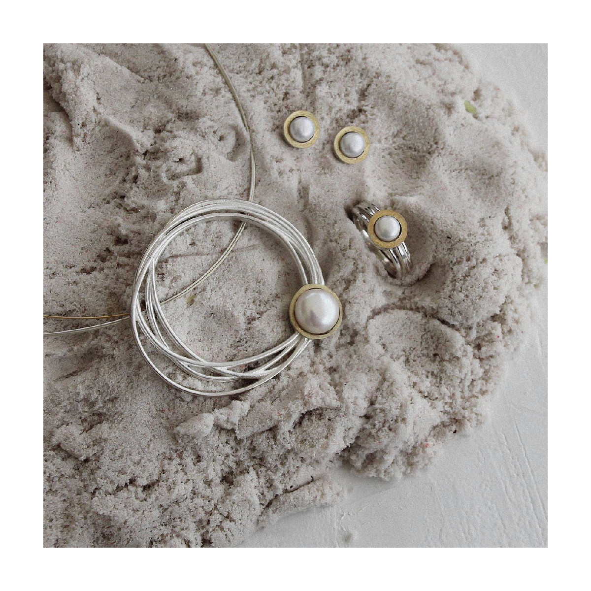 COLGANTE DE PLATA Y ORO CON PERLA
