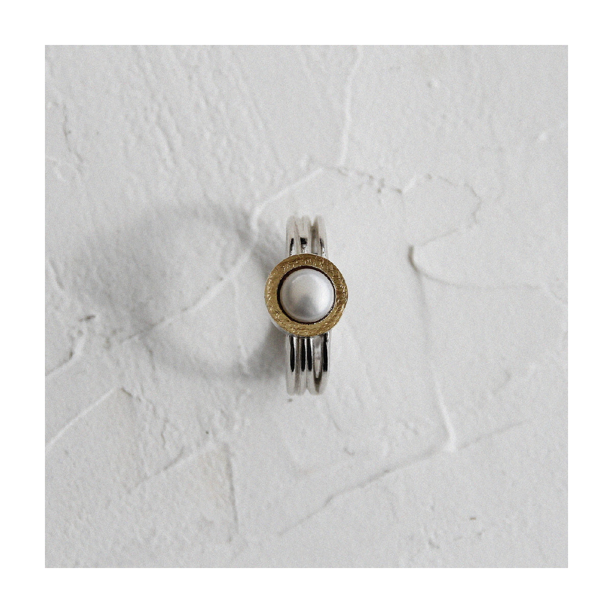 ANILLO DE PLATA Y ORO CON PERLA