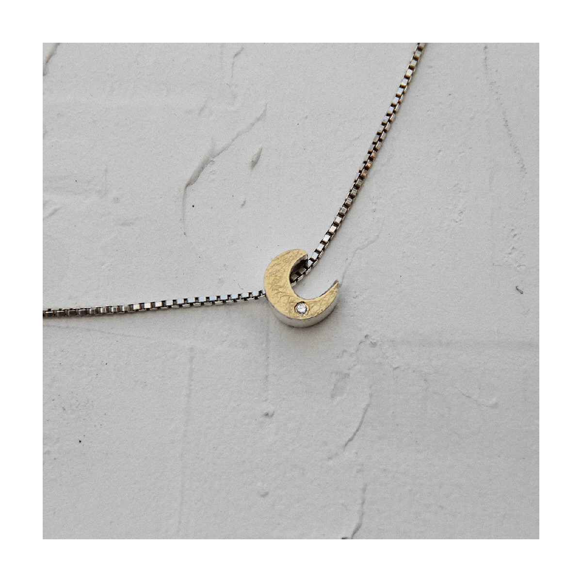 Basic Moon Pendant