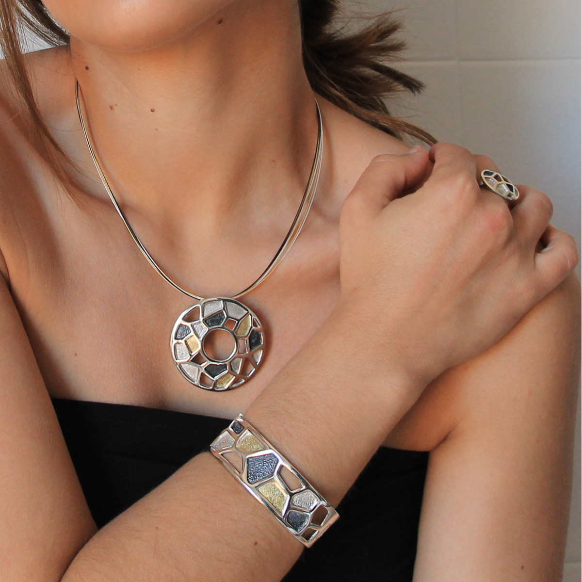 SILVER & GOLD PENDANT