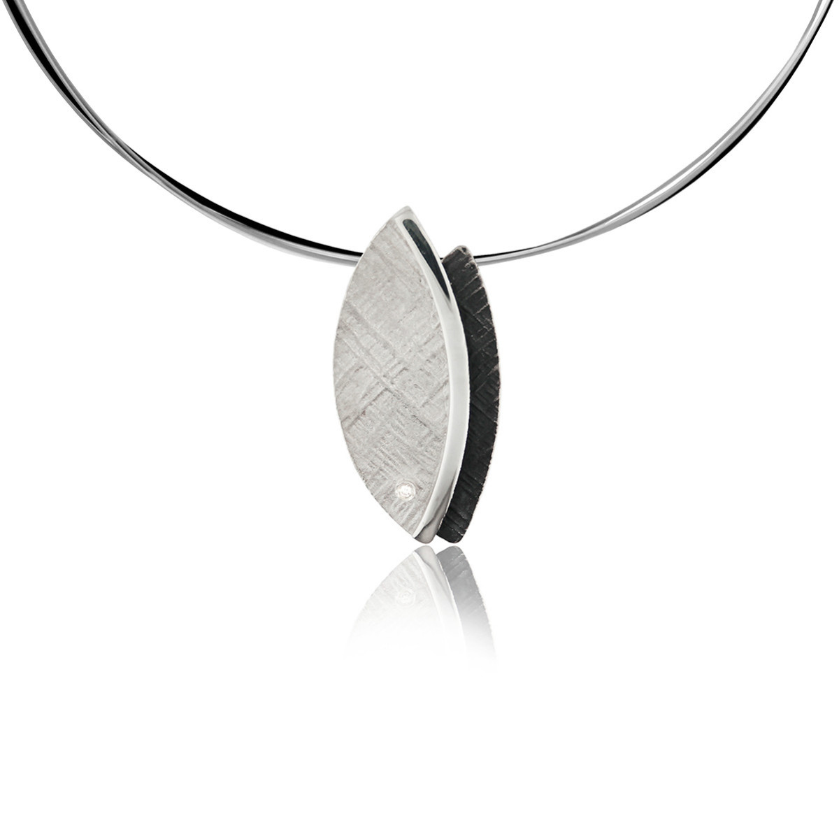 COLGANTE PLATA Y DIAMANTE